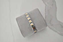 Cargar imagen en el visor de la galería, Pulsera Italiana Plateada con Estrellas Dorados