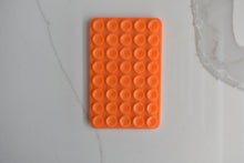 Cargar imagen en el visor de la galería, Sujetador Naranja para Telefono