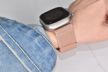 Cargar imagen en el visor de la galería, JESADG Correa Vancouver
