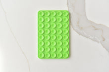 Cargar imagen en el visor de la galería, Sujetador Verde Limón para Telefono

