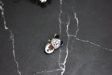 Cargar imagen en el visor de la galería, JESADG Charms
